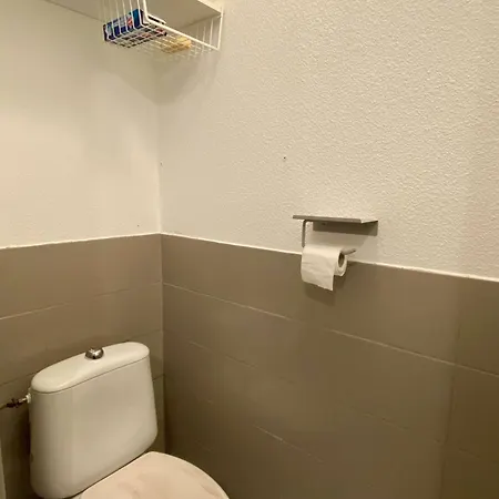 T2 Climatisé Proche Avec Piscine Et Parking - Fr-1-607-152 Agde