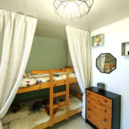 T2 Climatise Proche Avec Piscine Et Parking - Fr-1-607-152 *