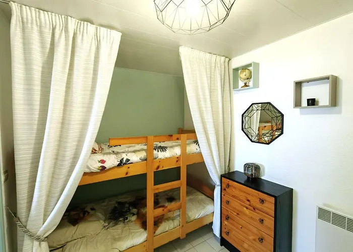 T2 Climatise Proche Avec Piscine Et Parking - Fr-1-607-152 *