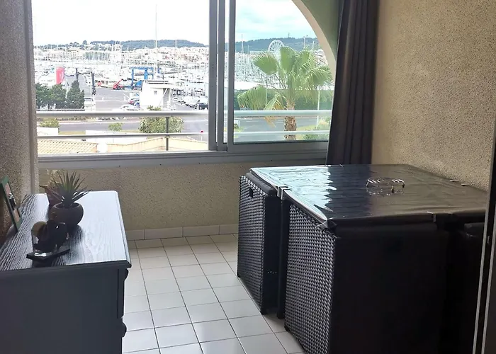 T2 Climatise Proche Avec Piscine Et Parking - Fr-1-607-152 Agde